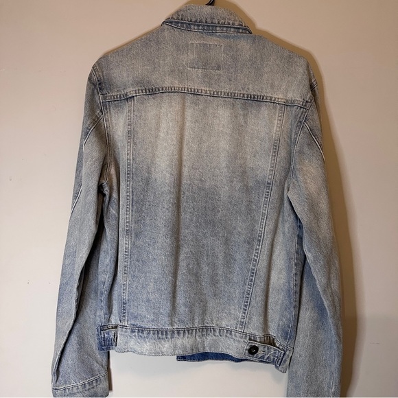 Guess Men's Classic Denim Jean Jacket Medium Wash Size Small - Picture 2 of 15